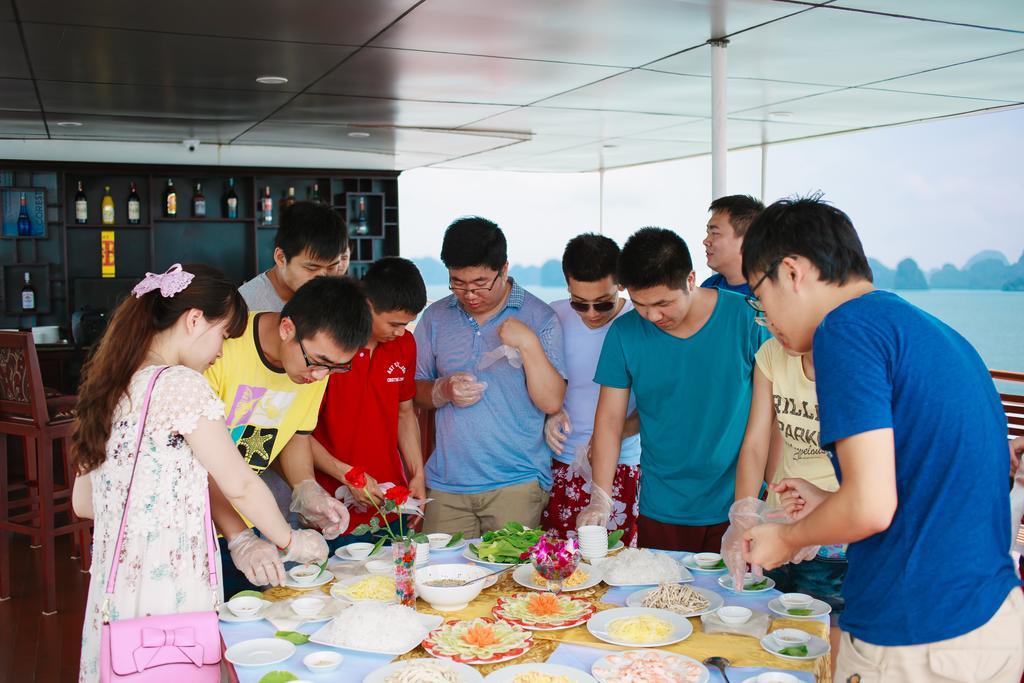 Cristina Diamond Cruise Hotel Ha Long Bilik gambar