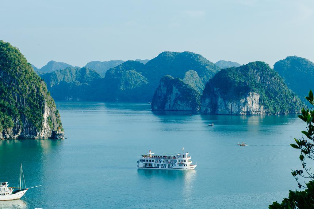 Cristina Diamond Cruise Hotel Ha Long Bilik gambar